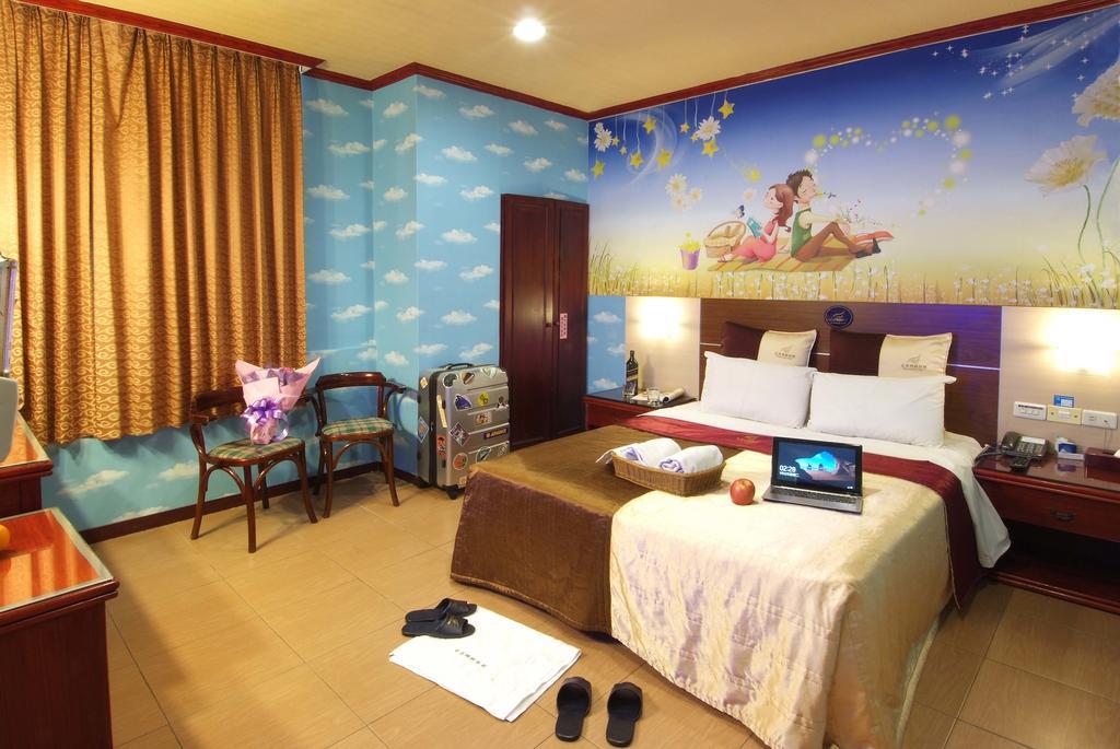 Golden Swallow Hotel Hsinchu City Værelse billede