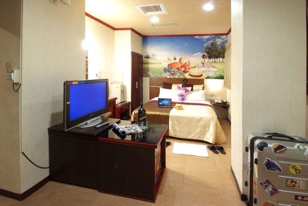 Golden Swallow Hotel Hsinchu City Eksteriør billede