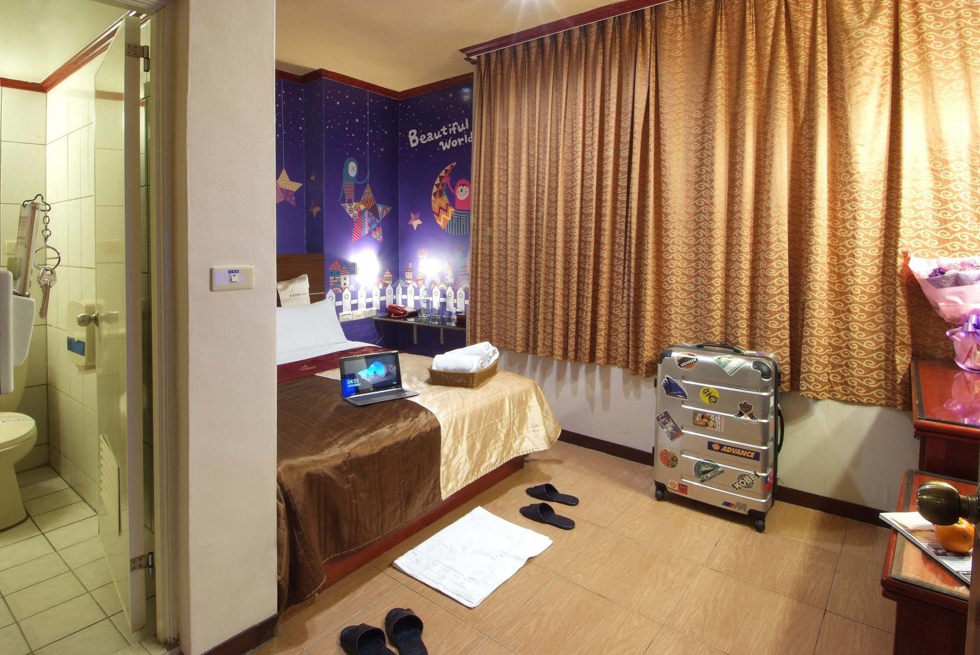 Golden Swallow Hotel Hsinchu City Eksteriør billede